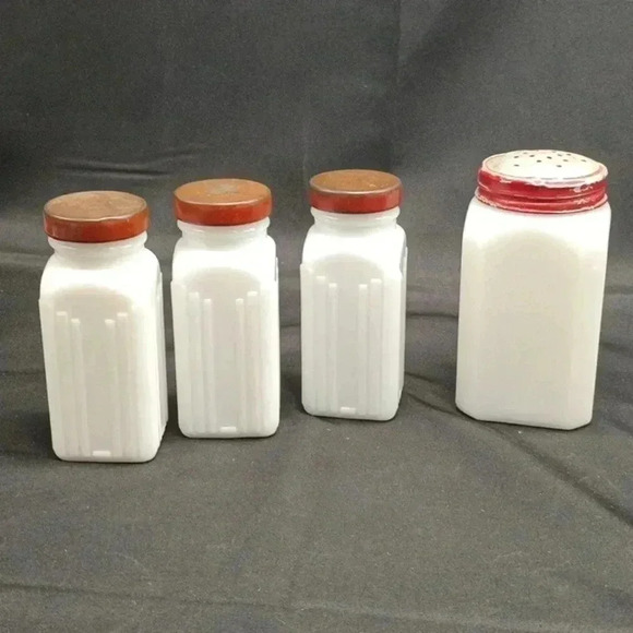 Set of 4 Vintage Milk Glass Spice Containers Sugar Jar - Picture 3 of 3